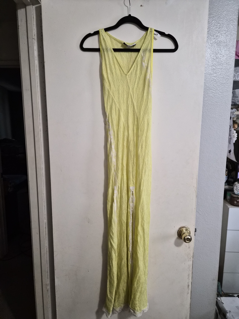 Light Yellow Sleeveless Maxi Dress